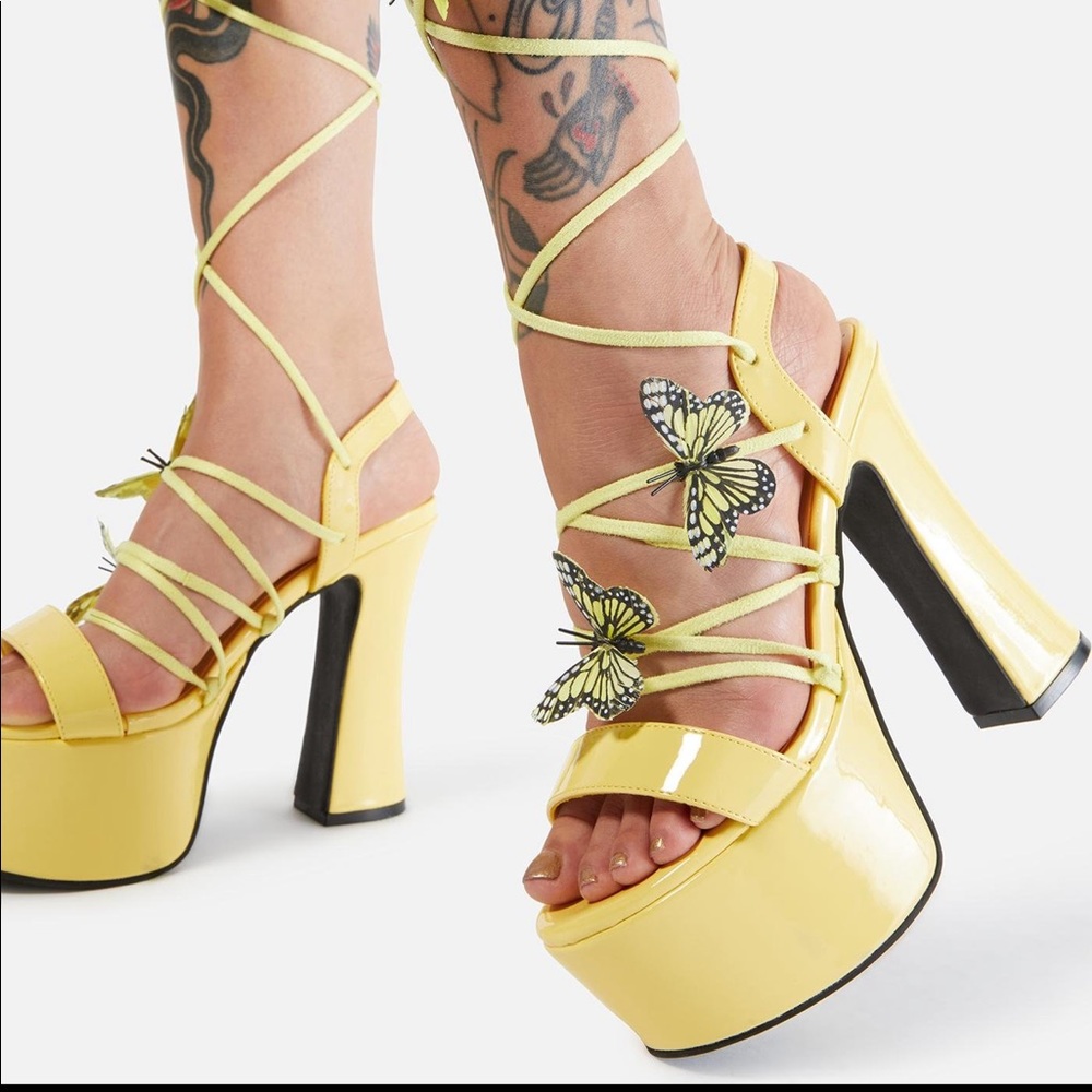 Sunny Pixie Butterfly Lace Up Heels Size 6/7